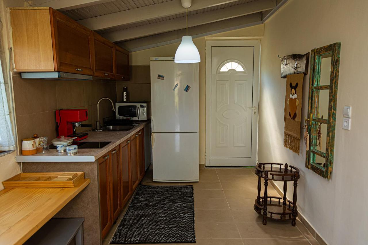 Alonia Apartment Himare Esterno foto
