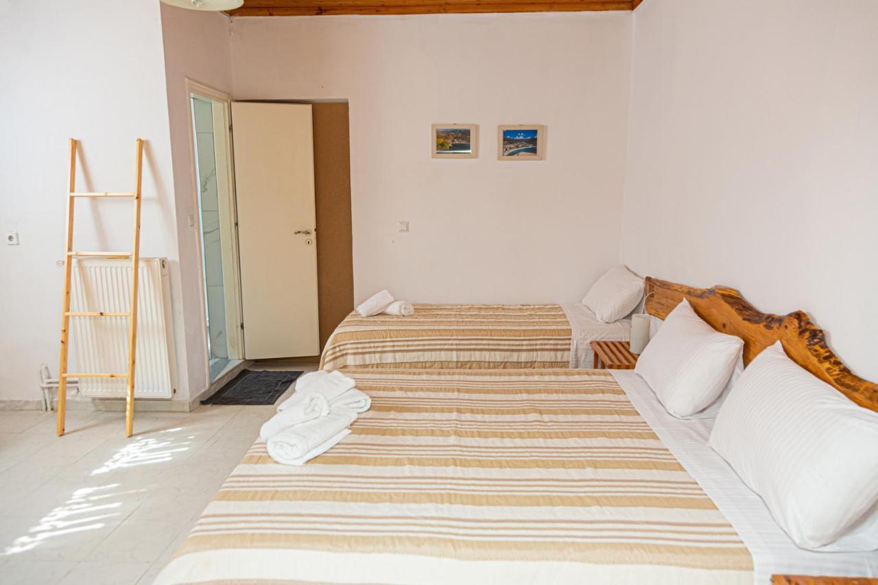 Alonia Apartment Himare Esterno foto