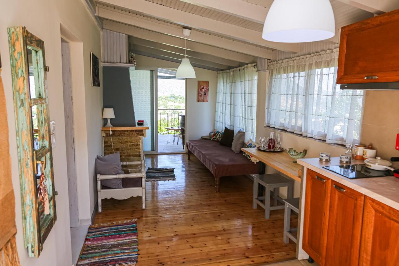 Alonia Apartment Himare Esterno foto