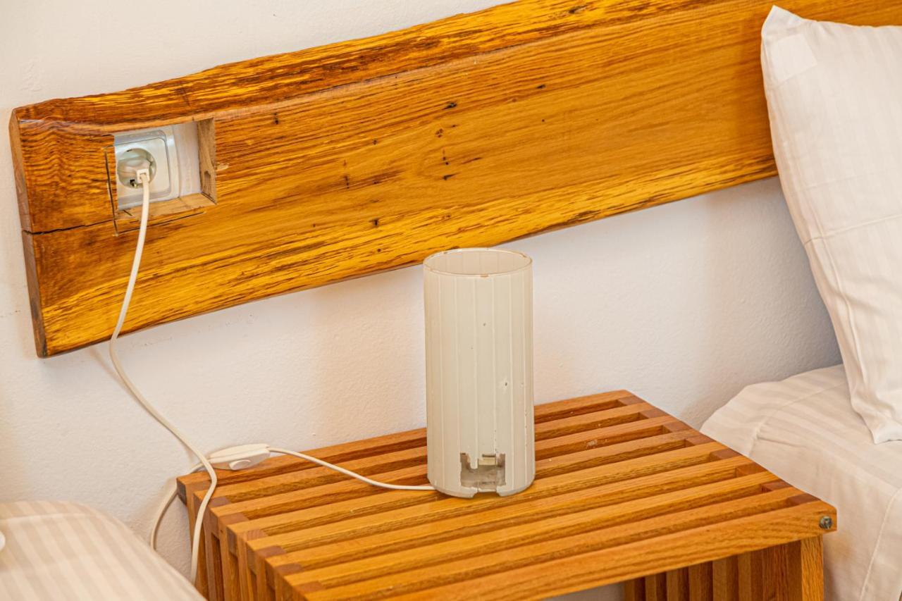 Alonia Apartment Himare Esterno foto